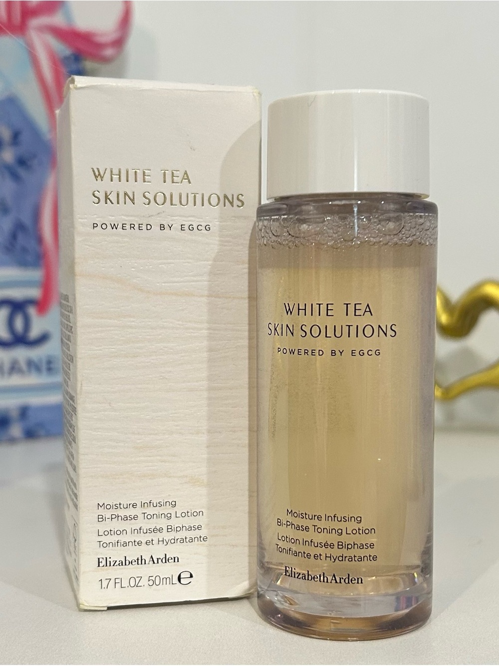 Elizabeth Arden White Tea Skin Solutions Toner - White, Clear, Gold